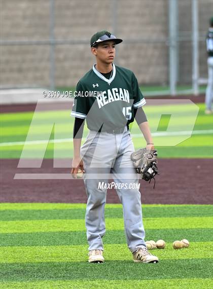 Thumbnail 3 in Reagan [Ronald] vs Hays (UIL Class 6A Bi District) photogallery.