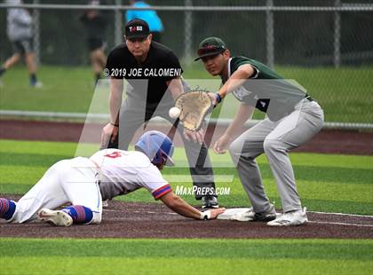 Thumbnail 3 in Reagan [Ronald] vs Hays (UIL Class 6A Bi District) photogallery.