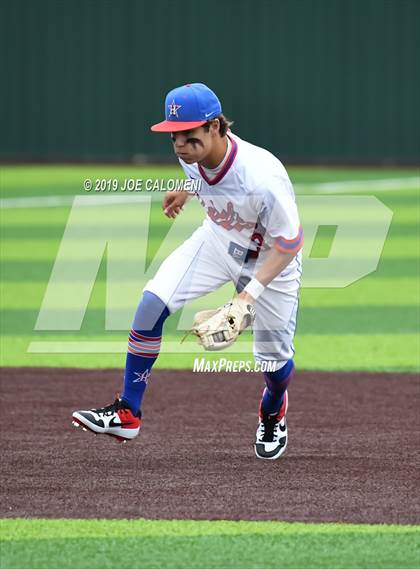 Thumbnail 3 in Reagan [Ronald] vs Hays (UIL Class 6A Bi District) photogallery.