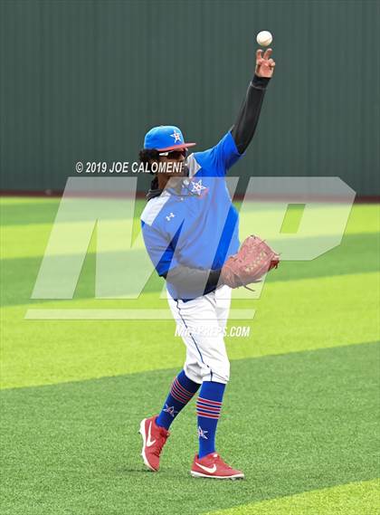Thumbnail 2 in Reagan [Ronald] vs Hays (UIL Class 6A Bi District) photogallery.