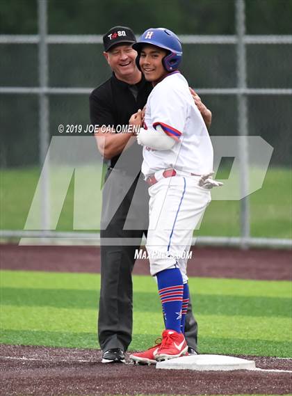 Thumbnail 3 in Reagan [Ronald] vs Hays (UIL Class 6A Bi District) photogallery.
