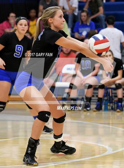 Thumbnail 1 in Gordonsville @ Sale Creek photogallery.