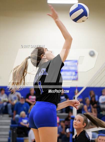 Thumbnail 1 in Gordonsville @ Sale Creek photogallery.