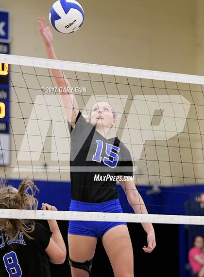 Thumbnail 3 in Gordonsville @ Sale Creek photogallery.