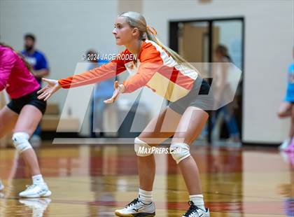 Thumbnail 2 in Kirbyville @ Orangefield photogallery.