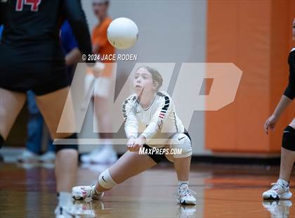 Thumbnail 2 in Kirbyville @ Orangefield photogallery.