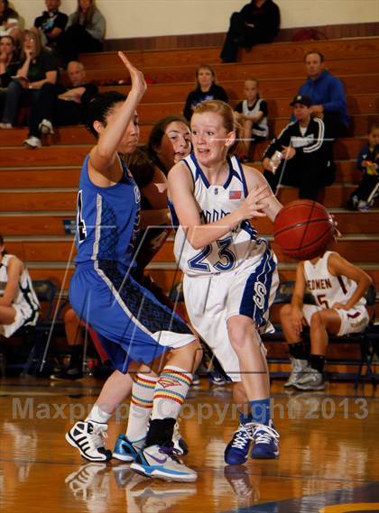 Thumbnail 1 in UWBCA All-Stars 4A vs 3A  photogallery.