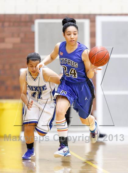 Thumbnail 3 in UWBCA All-Stars 4A vs 3A  photogallery.