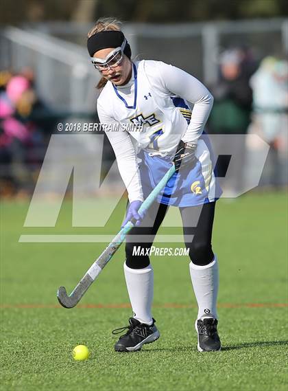 Thumbnail 1 in Mamaroneck vs. Maine-Endwell (NYSPHSAA Class A Semifinal) photogallery.