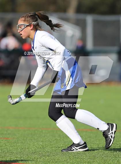 Thumbnail 2 in Mamaroneck vs. Maine-Endwell (NYSPHSAA Class A Semifinal) photogallery.