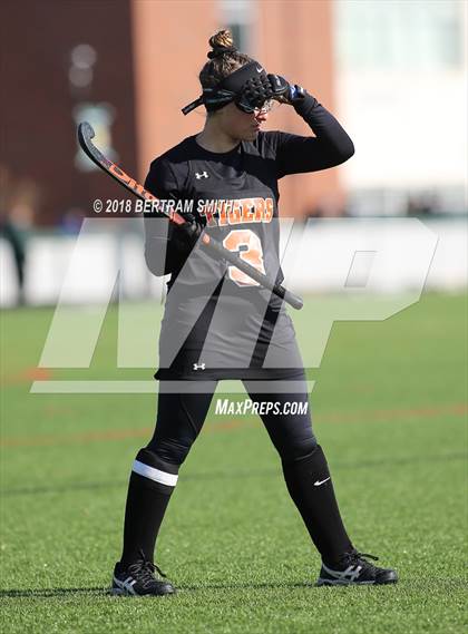 Thumbnail 1 in Mamaroneck vs. Maine-Endwell (NYSPHSAA Class A Semifinal) photogallery.