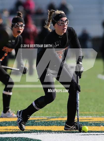 Thumbnail 1 in Mamaroneck vs. Maine-Endwell (NYSPHSAA Class A Semifinal) photogallery.