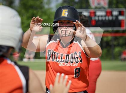 Thumbnail 1 in Centralia vs Waterloo (IHSA 3A Regional Semifinals) photogallery.