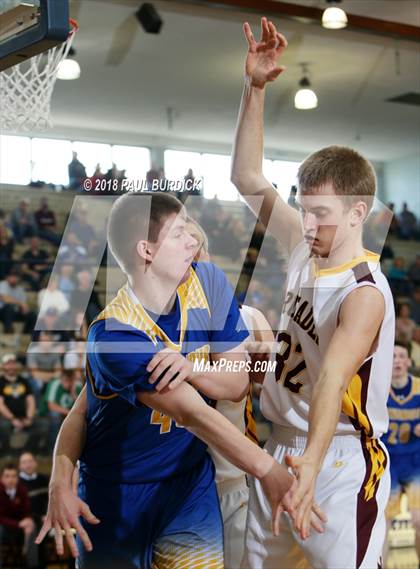 Thumbnail 2 in Johnsonburg vs. Elk County Catholic (District IX A Championship) photogallery.