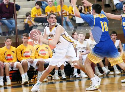 Thumbnail 2 in Johnsonburg vs. Elk County Catholic (District IX A Championship) photogallery.