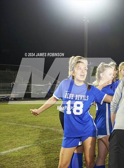 Thumbnail 1 in Bishop Kenny @ Stanton (FHSAA 4A Region 1 Regional Semifinal) photogallery.