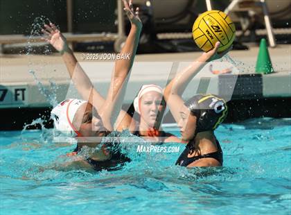 Thumbnail 2 in Lick-Wilmerding vs Washington (Battle of the Bay) photogallery.
