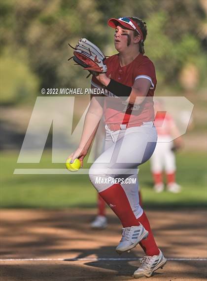 Thumbnail 1 in Orange Lutheran vs. Trabuco Hills (Laguna Hills Classic) photogallery.