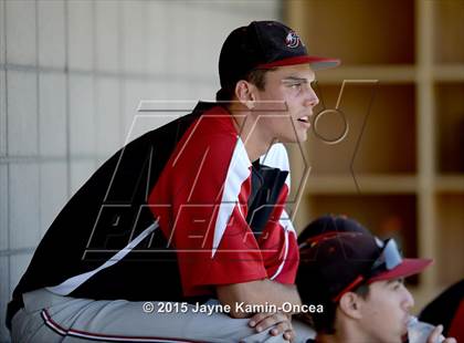 Thumbnail 2 in Hart vs. Saugus (D1 Semifinal) photogallery.