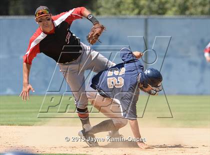 Thumbnail 1 in Hart vs. Saugus (D1 Semifinal) photogallery.