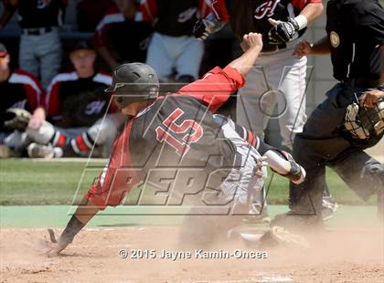 Thumbnail 1 in Hart vs. Saugus (D1 Semifinal) photogallery.