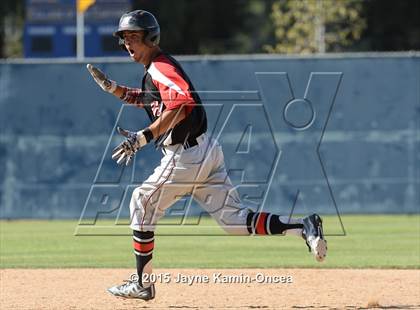 Thumbnail 3 in Hart vs. Saugus (D1 Semifinal) photogallery.