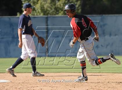 Thumbnail 2 in Hart vs. Saugus (D1 Semifinal) photogallery.
