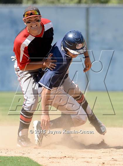 Thumbnail 2 in Hart vs. Saugus (D1 Semifinal) photogallery.