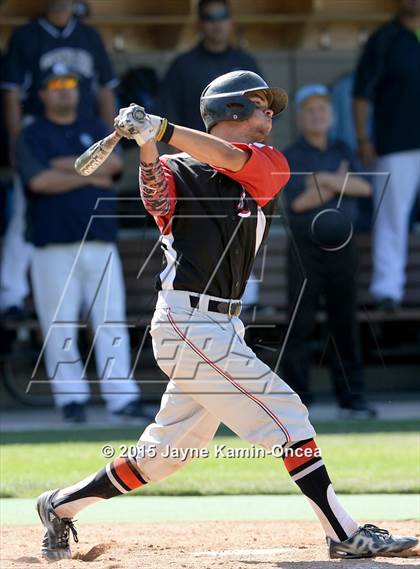 Thumbnail 1 in Hart vs. Saugus (D1 Semifinal) photogallery.