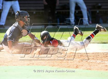 Thumbnail 1 in Hart vs. Saugus (D1 Semifinal) photogallery.