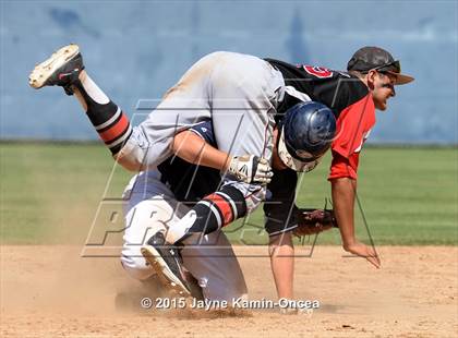 Thumbnail 3 in Hart vs. Saugus (D1 Semifinal) photogallery.