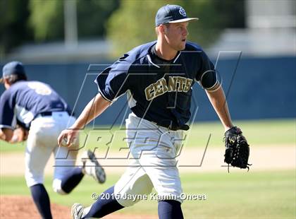 Thumbnail 1 in Hart vs. Saugus (D1 Semifinal) photogallery.