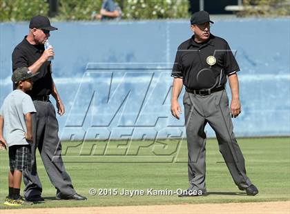 Thumbnail 3 in Hart vs. Saugus (D1 Semifinal) photogallery.
