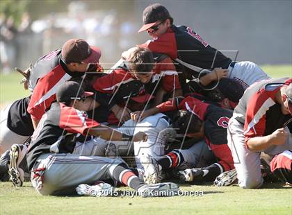 Thumbnail 3 in Hart vs. Saugus (D1 Semifinal) photogallery.