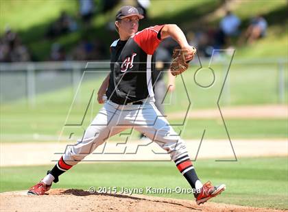 Thumbnail 1 in Hart vs. Saugus (D1 Semifinal) photogallery.