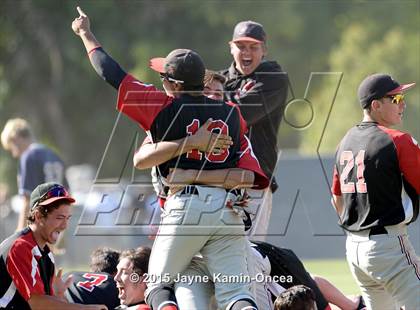 Thumbnail 2 in Hart vs. Saugus (D1 Semifinal) photogallery.