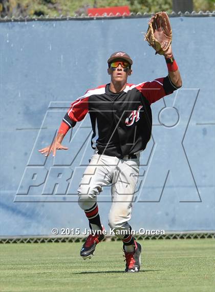 Thumbnail 2 in Hart vs. Saugus (D1 Semifinal) photogallery.