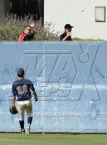 Thumbnail 1 in Hart vs. Saugus (D1 Semifinal) photogallery.