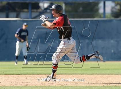 Thumbnail 2 in Hart vs. Saugus (D1 Semifinal) photogallery.