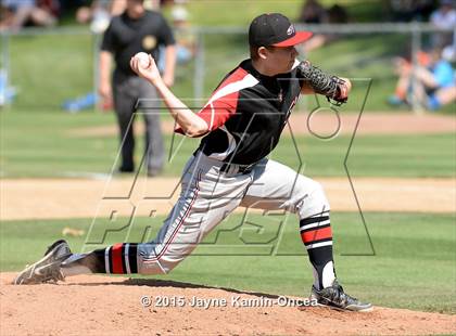 Thumbnail 3 in Hart vs. Saugus (D1 Semifinal) photogallery.