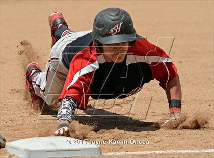 Thumbnail 2 in Hart vs. Saugus (D1 Semifinal) photogallery.