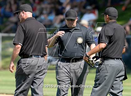 Thumbnail 3 in Hart vs. Saugus (D1 Semifinal) photogallery.