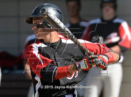 Thumbnail 3 in Hart vs. Saugus (D1 Semifinal) photogallery.