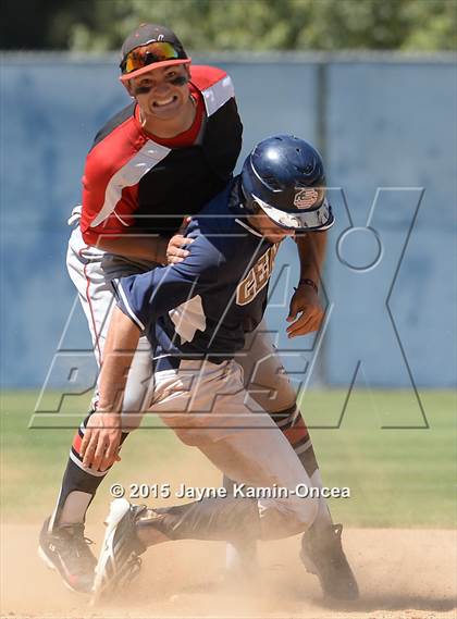 Thumbnail 2 in Hart vs. Saugus (D1 Semifinal) photogallery.