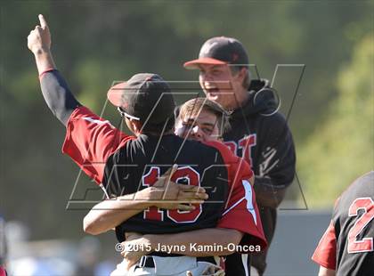 Thumbnail 1 in Hart vs. Saugus (D1 Semifinal) photogallery.
