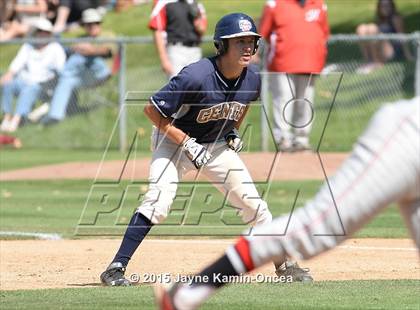 Thumbnail 1 in Hart vs. Saugus (D1 Semifinal) photogallery.
