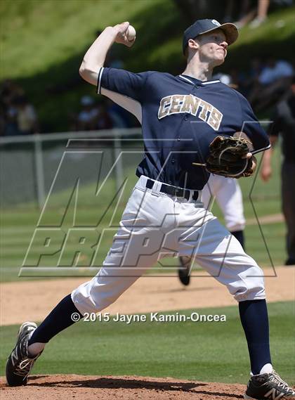Thumbnail 3 in Hart vs. Saugus (D1 Semifinal) photogallery.