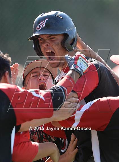 Thumbnail 3 in Hart vs. Saugus (D1 Semifinal) photogallery.