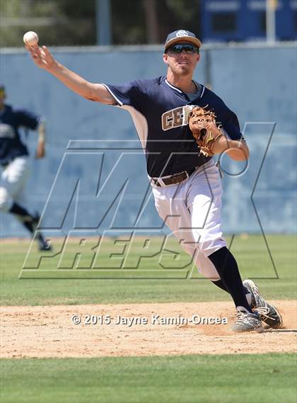 Thumbnail 2 in Hart vs. Saugus (D1 Semifinal) photogallery.