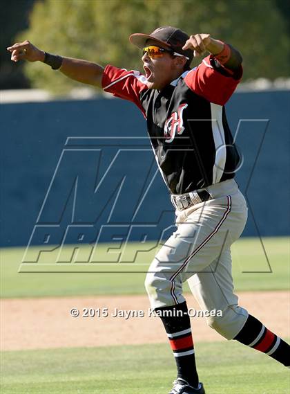 Thumbnail 3 in Hart vs. Saugus (D1 Semifinal) photogallery.